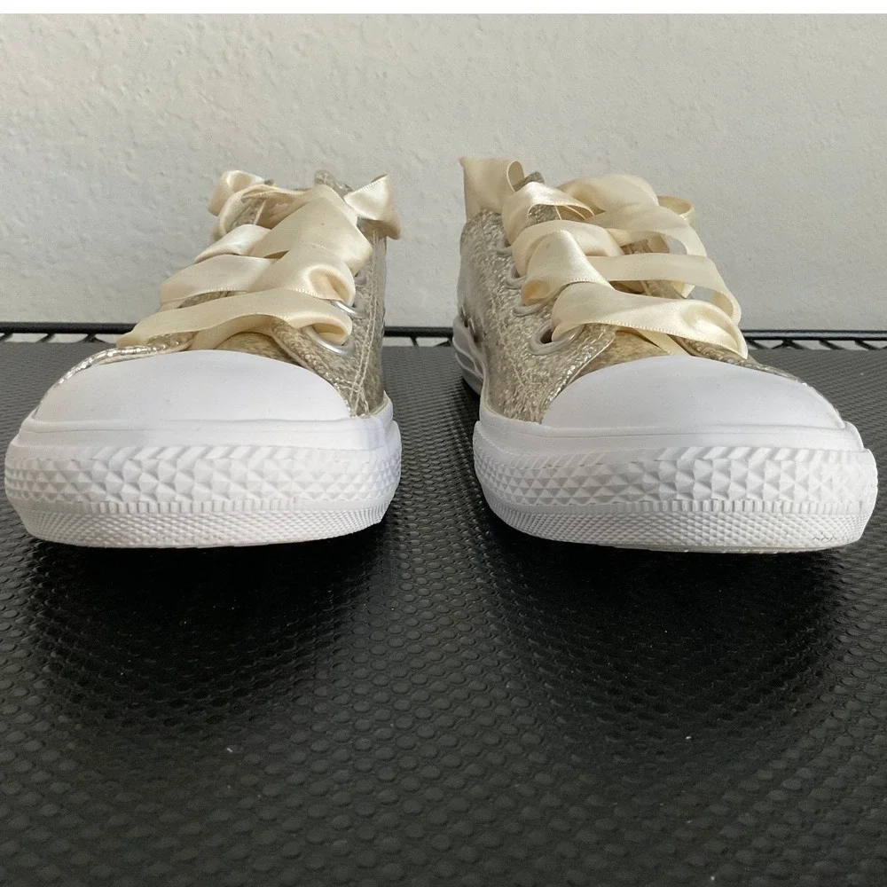 Converse Chuck Taylor All Star Big Eyelet Gold Glitter Ribbon Shoes US 5 662307C